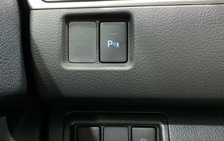 Toyota Camry, 2017 год, 2 465 000 рублей, 9 фотография