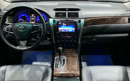 Toyota Camry, 2017 год, 2 465 000 рублей, 17 фотография