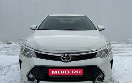 Toyota Camry, 2016 год, 2 190 000 рублей, 2 фотография