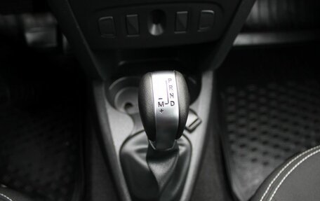 Renault Logan II, 2021 год, 1 359 000 рублей, 15 фотография