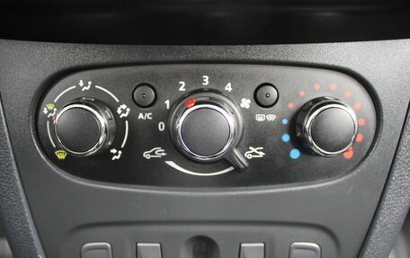 Renault Logan II, 2021 год, 1 359 000 рублей, 14 фотография