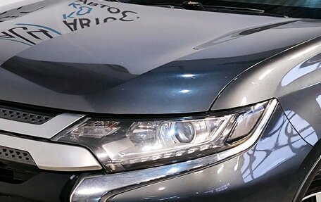 Mitsubishi Outlander III рестайлинг 3, 2020 год, 2 179 000 рублей, 5 фотография