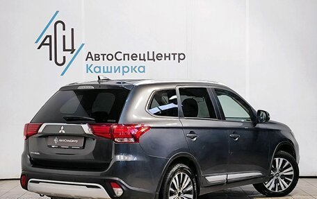 Mitsubishi Outlander III рестайлинг 3, 2020 год, 2 179 000 рублей, 2 фотография