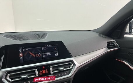 BMW 3 серия, 2021 год, 4 490 000 рублей, 18 фотография