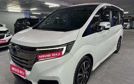 Honda Stepwgn IV, 2020 год, 2 595 000 рублей, 1 фотография