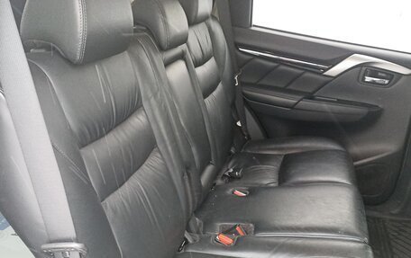 Mitsubishi Pajero Sport III рестайлинг, 2018 год, 3 450 000 рублей, 1 фотография