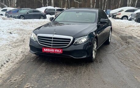 Mercedes-Benz E-Класс, 2018 год, 2 560 000 рублей, 1 фотография