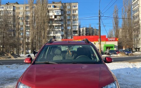 Renault Sandero II рестайлинг, 2018 год, 870 000 рублей, 2 фотография