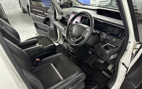 Honda Stepwgn IV, 2020 год, 2 595 000 рублей, 11 фотография