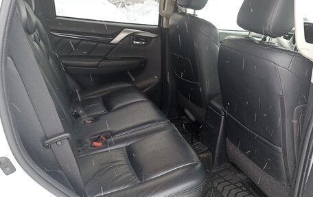 Mitsubishi Pajero Sport III рестайлинг, 2018 год, 3 450 000 рублей, 17 фотография