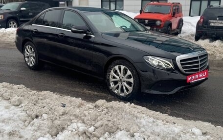 Mercedes-Benz E-Класс, 2018 год, 2 560 000 рублей, 4 фотография