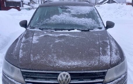 Volkswagen Tiguan II, 2017 год, 1 350 000 рублей, 3 фотография