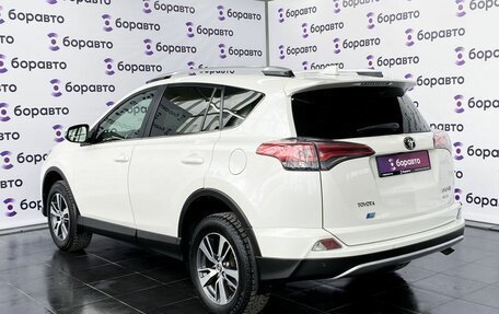 Toyota RAV4, 2015 год, 2 369 000 рублей, 5 фотография