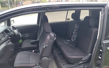 Toyota ISis I, 2011 год, 1 450 000 рублей, 3 фотография