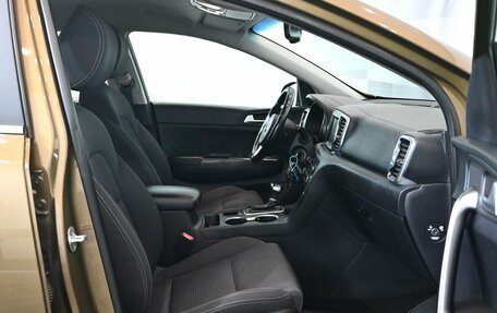 KIA Sportage IV рестайлинг, 2017 год, 2 100 000 рублей, 11 фотография