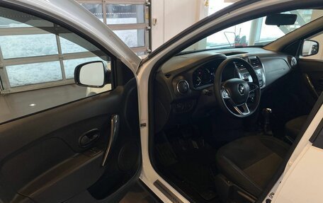 Renault Logan II, 2019 год, 1 550 000 рублей, 21 фотография