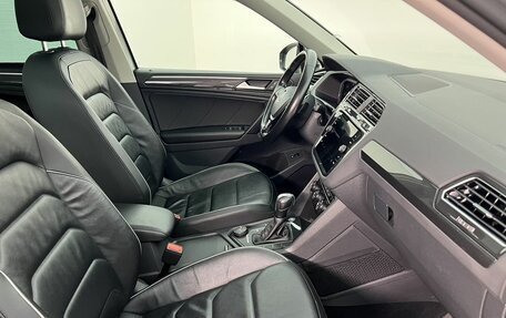 Volkswagen Tiguan II, 2019 год, 3 250 000 рублей, 13 фотография