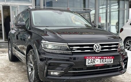 Volkswagen Tiguan II, 2019 год, 2 900 000 рублей, 4 фотография