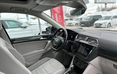 Volkswagen Tiguan II, 2019 год, 2 900 000 рублей, 22 фотография