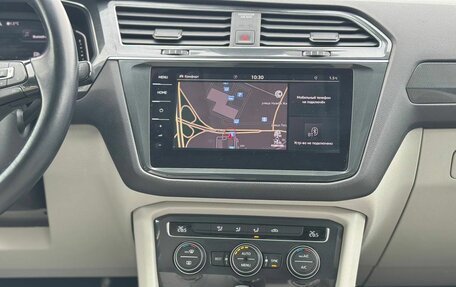 Volkswagen Tiguan II, 2019 год, 2 900 000 рублей, 19 фотография