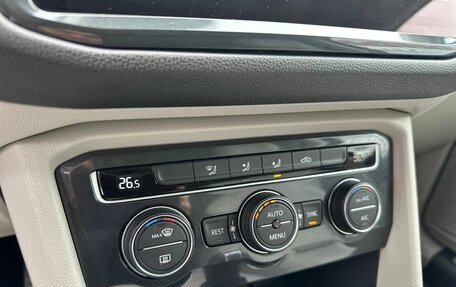 Volkswagen Tiguan II, 2019 год, 2 900 000 рублей, 18 фотография