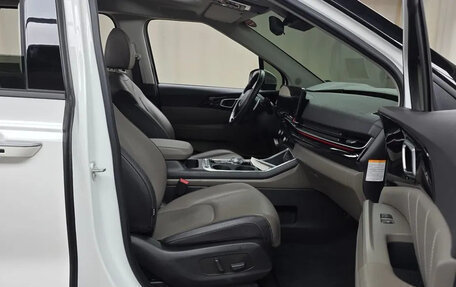 KIA Carnival, 2024 год, 5 170 000 рублей, 8 фотография