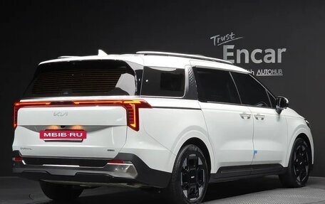 KIA Carnival, 2024 год, 5 170 000 рублей, 3 фотография