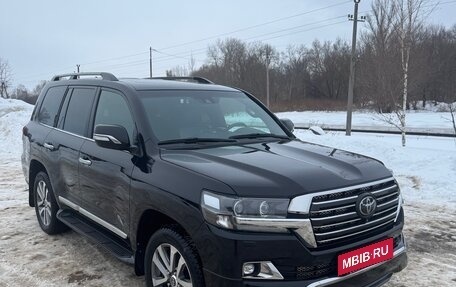 Toyota Land Cruiser 200, 2017 год, 7 200 000 рублей, 7 фотография