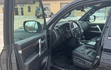 Toyota Land Cruiser 200, 2017 год, 7 200 000 рублей, 15 фотография