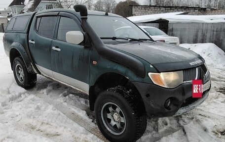 Mitsubishi L200 IV рестайлинг, 2008 год, 1 500 000 рублей, 6 фотография