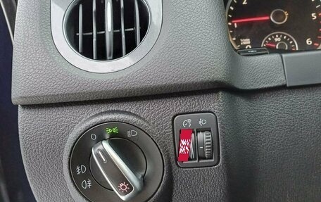 Volkswagen Tiguan I, 2011 год, 1 030 000 рублей, 11 фотография