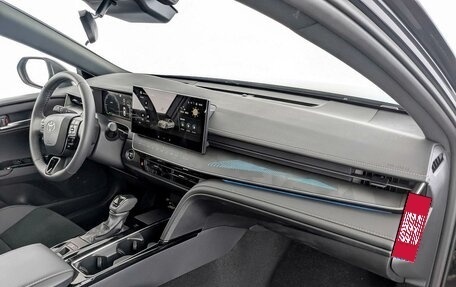 Toyota Camry, 2025 год, 5 200 000 рублей, 9 фотография