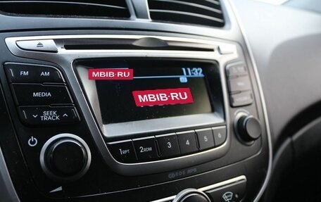 Hyundai Solaris II рестайлинг, 2016 год, 1 050 000 рублей, 10 фотография