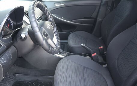 Hyundai Solaris II рестайлинг, 2016 год, 1 050 000 рублей, 14 фотография