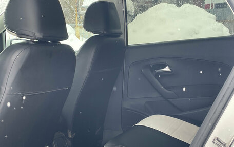 Volkswagen Polo VI (EU Market), 2011 год, 640 000 рублей, 17 фотография