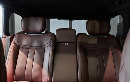 Land Rover Range Rover IV рестайлинг, 2023 год, 19 200 000 рублей, 14 фотография