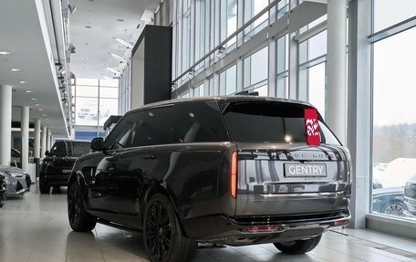 Land Rover Range Rover IV рестайлинг, 2023 год, 19 200 000 рублей, 4 фотография