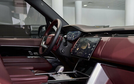 Land Rover Range Rover IV рестайлинг, 2023 год, 19 200 000 рублей, 9 фотография