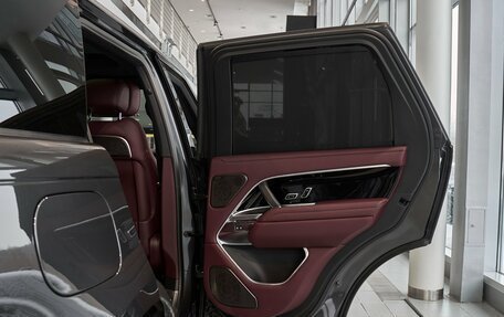 Land Rover Range Rover IV рестайлинг, 2023 год, 19 200 000 рублей, 26 фотография