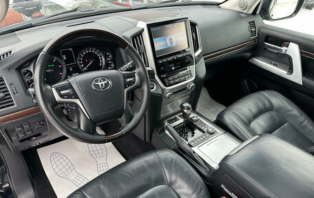 Toyota Land Cruiser 200, 2015 год, 5 980 000 рублей, 7 фотография
