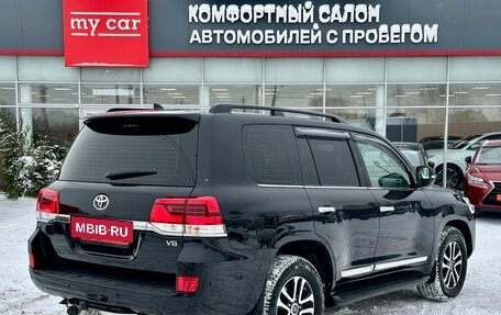 Toyota Land Cruiser 200, 2015 год, 5 980 000 рублей, 4 фотография