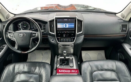 Toyota Land Cruiser 200, 2015 год, 5 980 000 рублей, 9 фотография