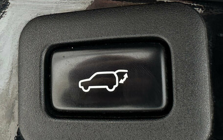 Toyota Land Cruiser 200, 2015 год, 5 980 000 рублей, 19 фотография