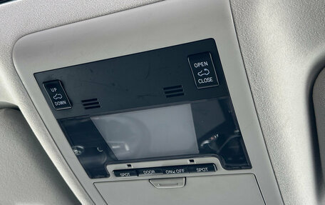 Toyota Land Cruiser 200, 2015 год, 5 980 000 рублей, 26 фотография