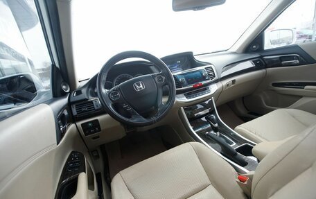Honda Accord IX рестайлинг, 2013 год, 1 600 000 рублей, 9 фотография
