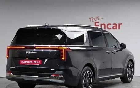 KIA Carnival, 2024 год, 5 250 000 рублей, 3 фотография