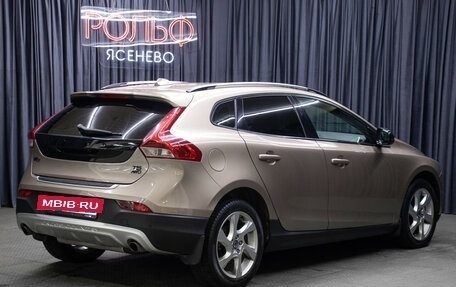 Volvo V40 Cross Country I, 2013 год, 1 398 000 рублей, 5 фотография