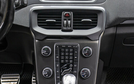 Volvo V40 Cross Country I, 2013 год, 1 398 000 рублей, 15 фотография