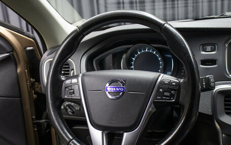 Volvo V40 Cross Country I, 2013 год, 1 398 000 рублей, 17 фотография