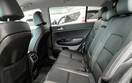 KIA Sportage IV рестайлинг, 2018 год, 2 250 000 рублей, 15 фотография